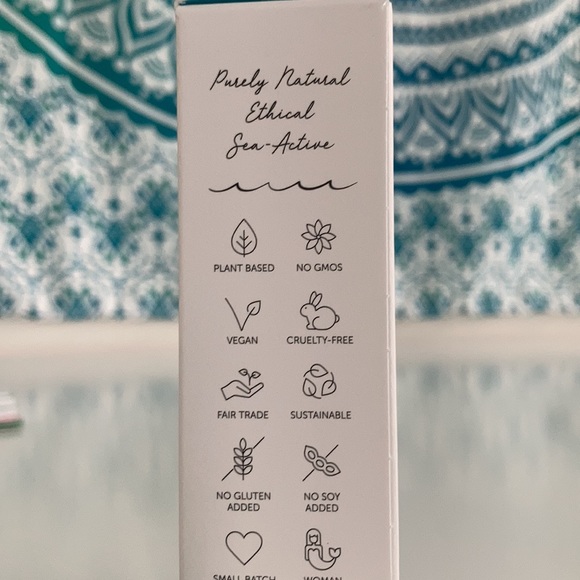 Earth Harbour Aurora Serum - Picture 3 of 4